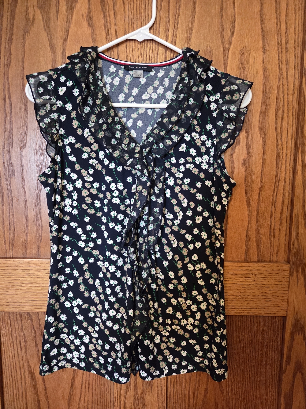 Tommy Hilfiger Black Floral Ruffle Sleeveless Blouse